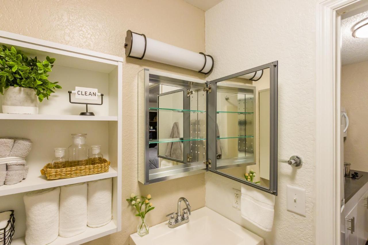Intown Suites Extended Stay Select Hampton Va Eksteriør bilde